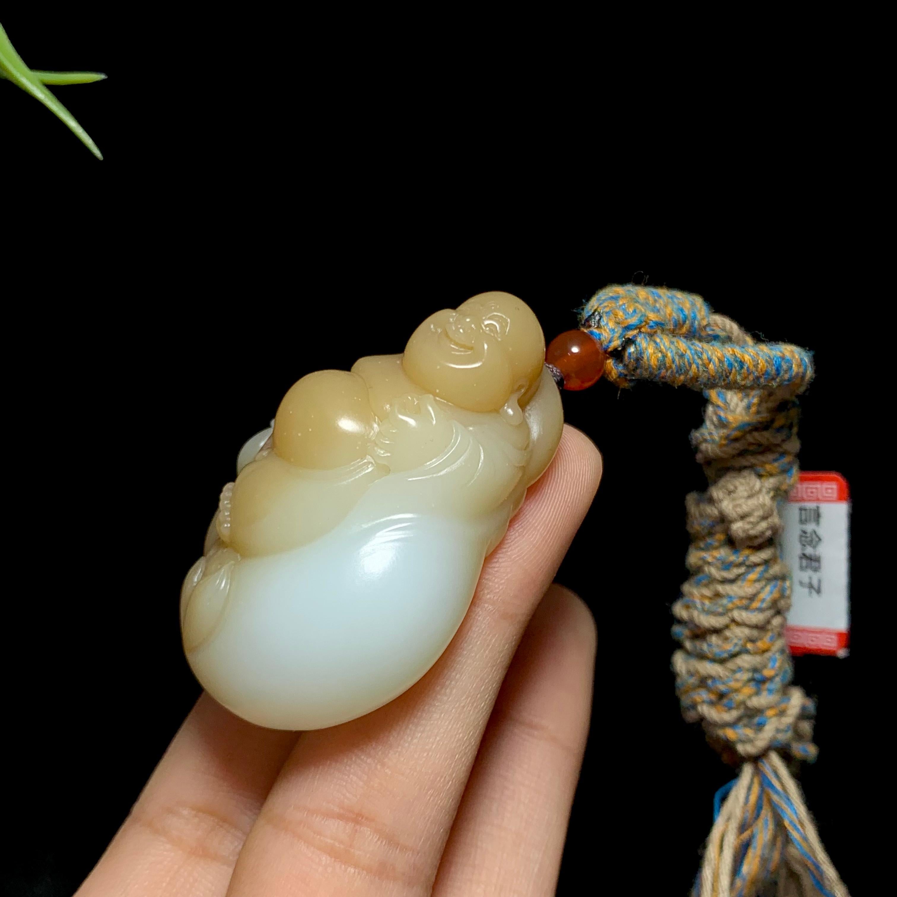 和田山料糖白玉佛公挂件（35.8g）