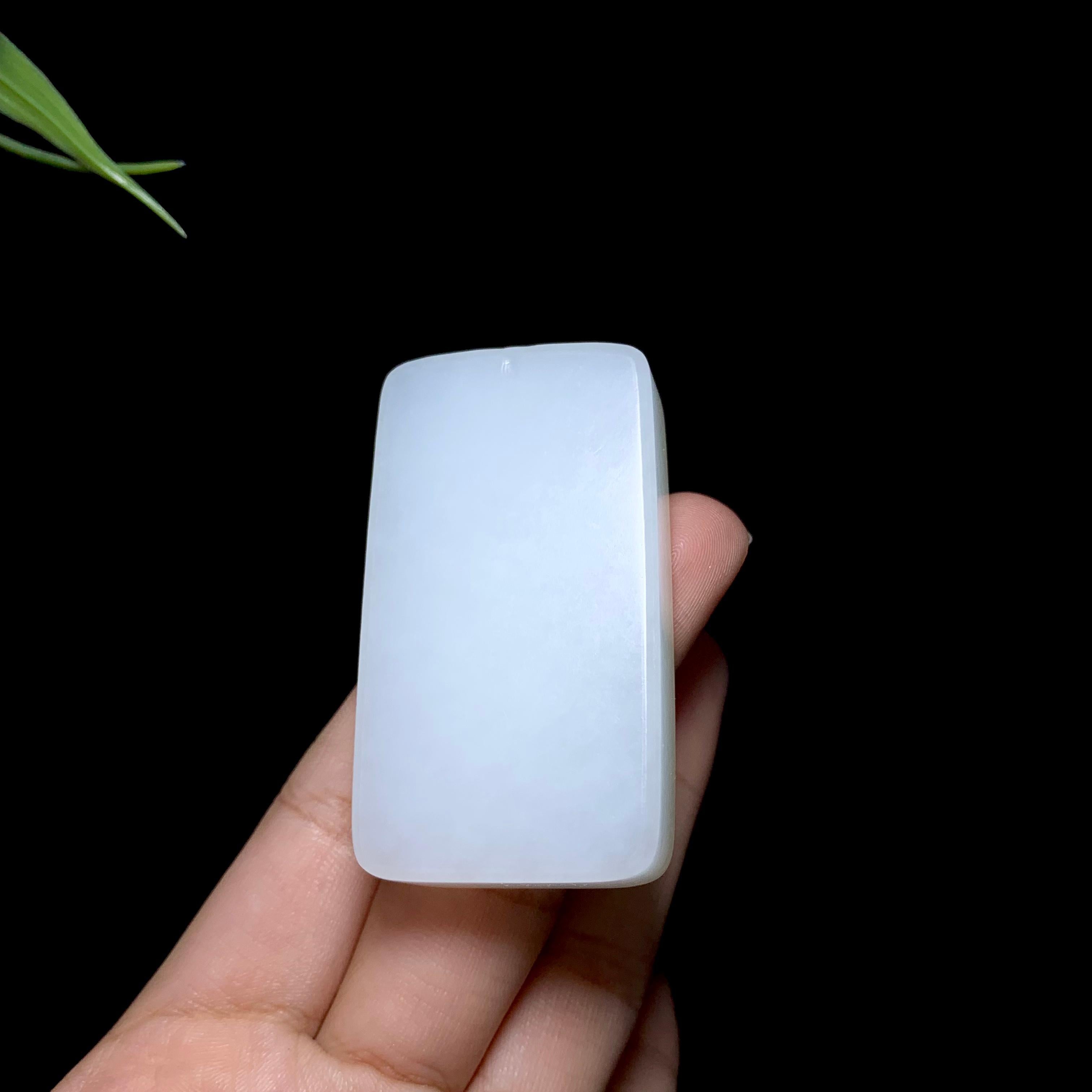 和田玉山料白玉无事牌（58.6g）
