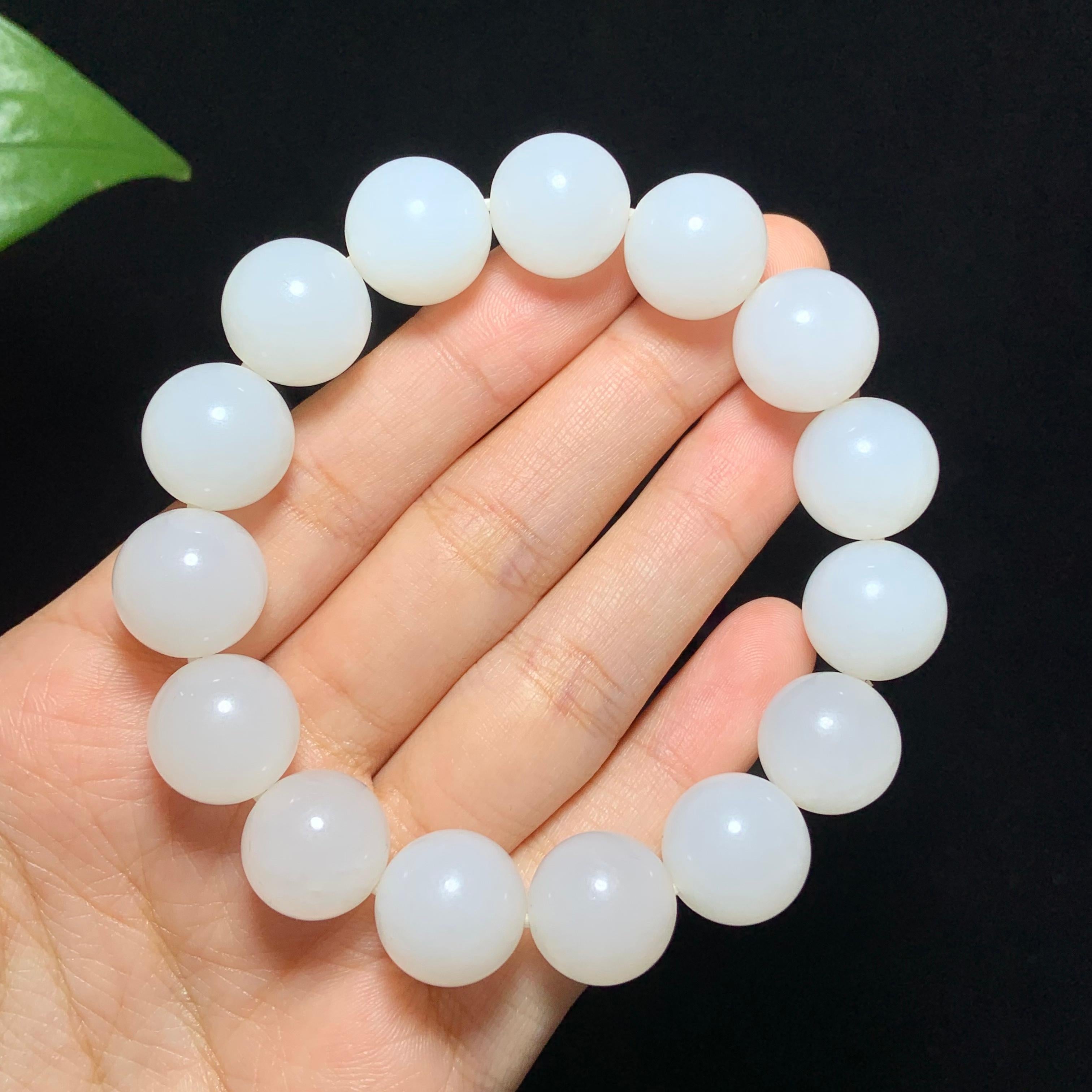 高品质和田山料白玉圆珠手串（65.5g）