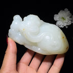 和田玉籽料手把件太平有象（528.0g）