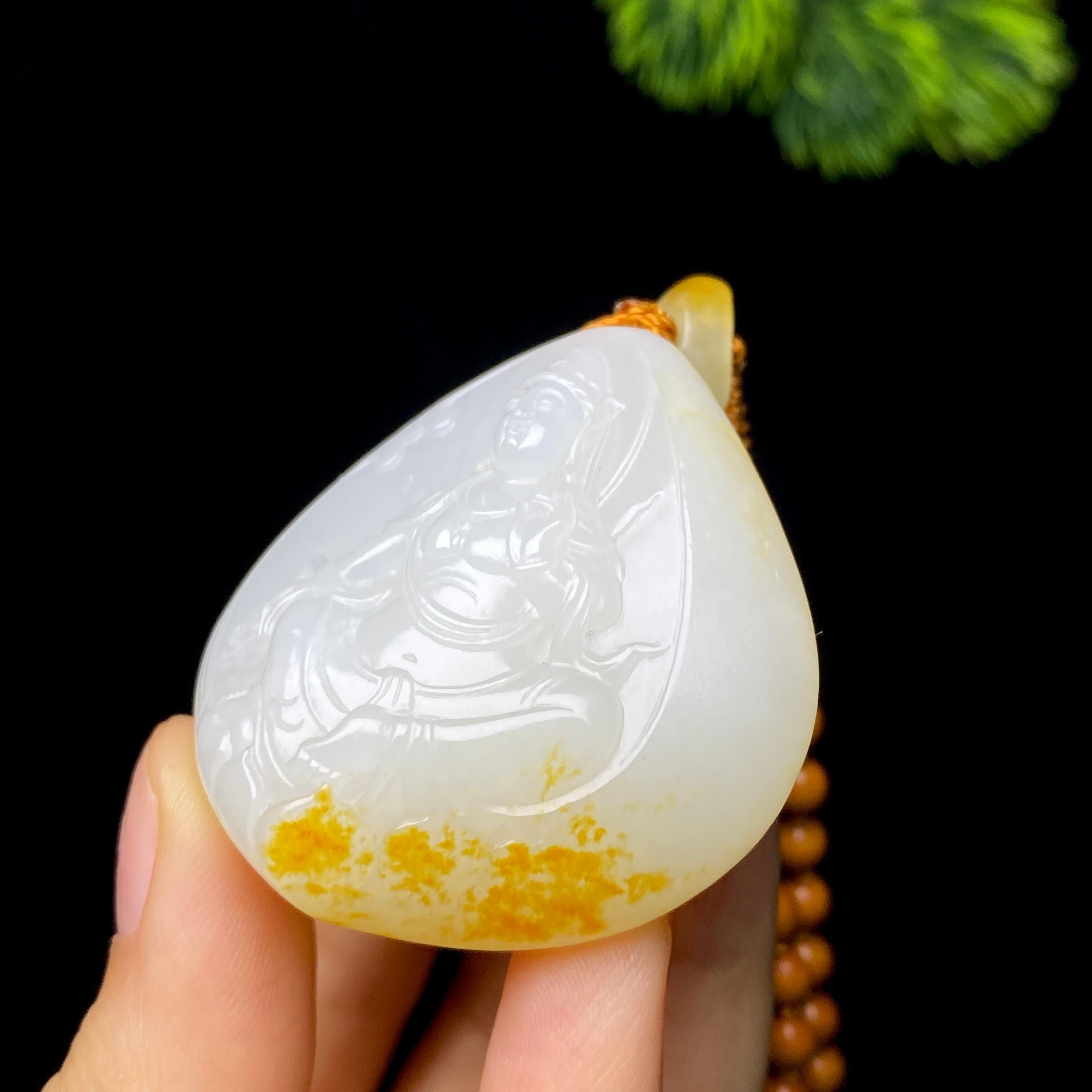 和田玉籽料观音（50.2g）