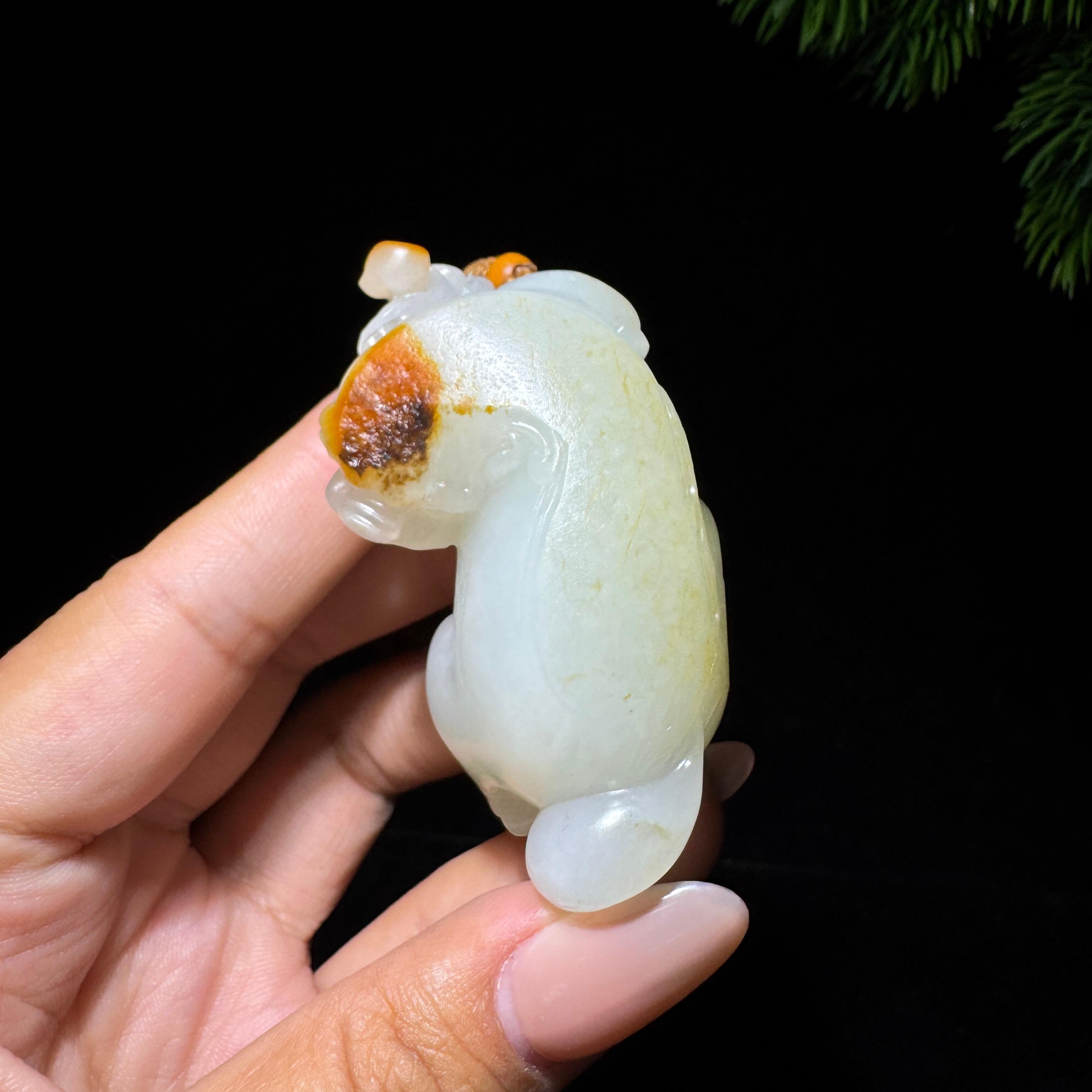 和田玉籽料黄红皮貔貅（85.3g）