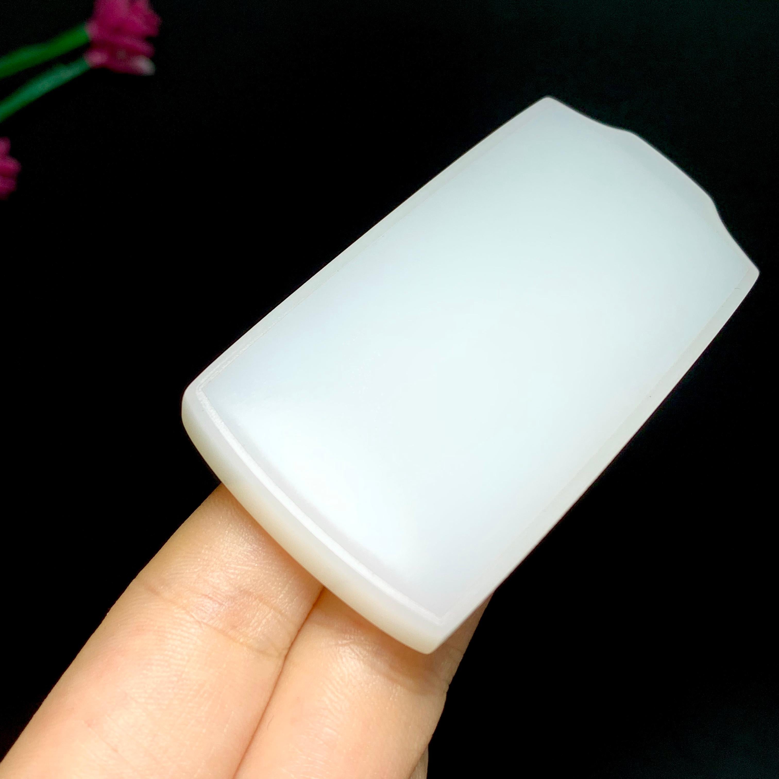 高品质和田玉羊脂白玉无事牌（73.5g）