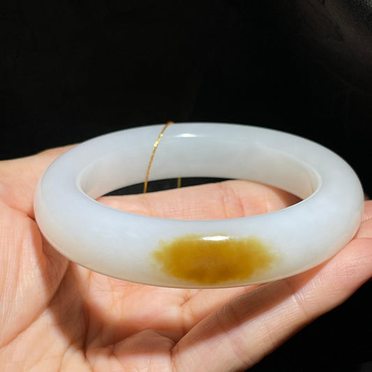 和田玉糖羊脂白玉手镯（81.8g）