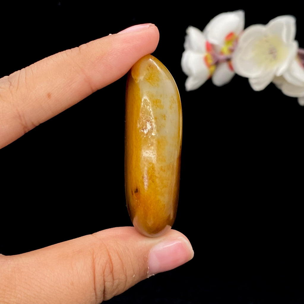 和田玉黄沁皮籽料（48.1g）