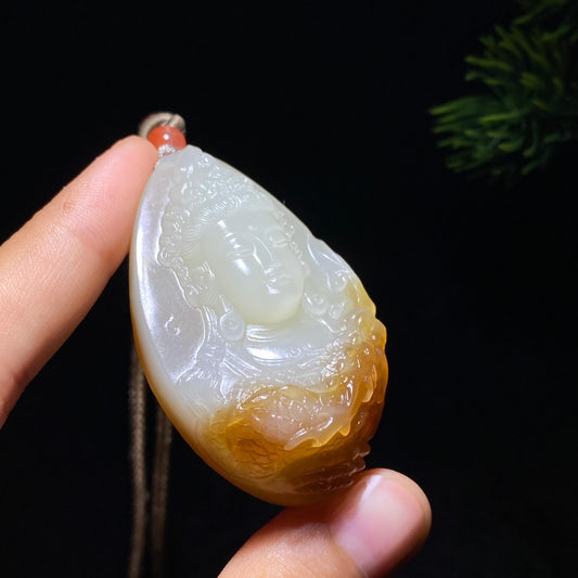 和田玉且末糖白观音（44.3g）