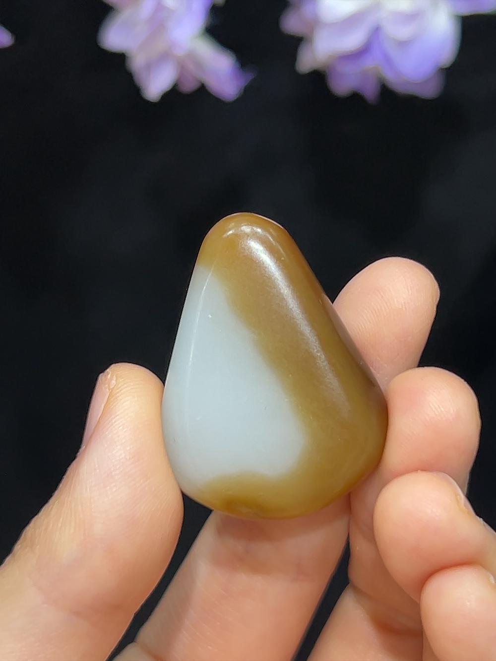 和田玉新疆且末料糖羊脂玉弥勒笑佛（15.5g）