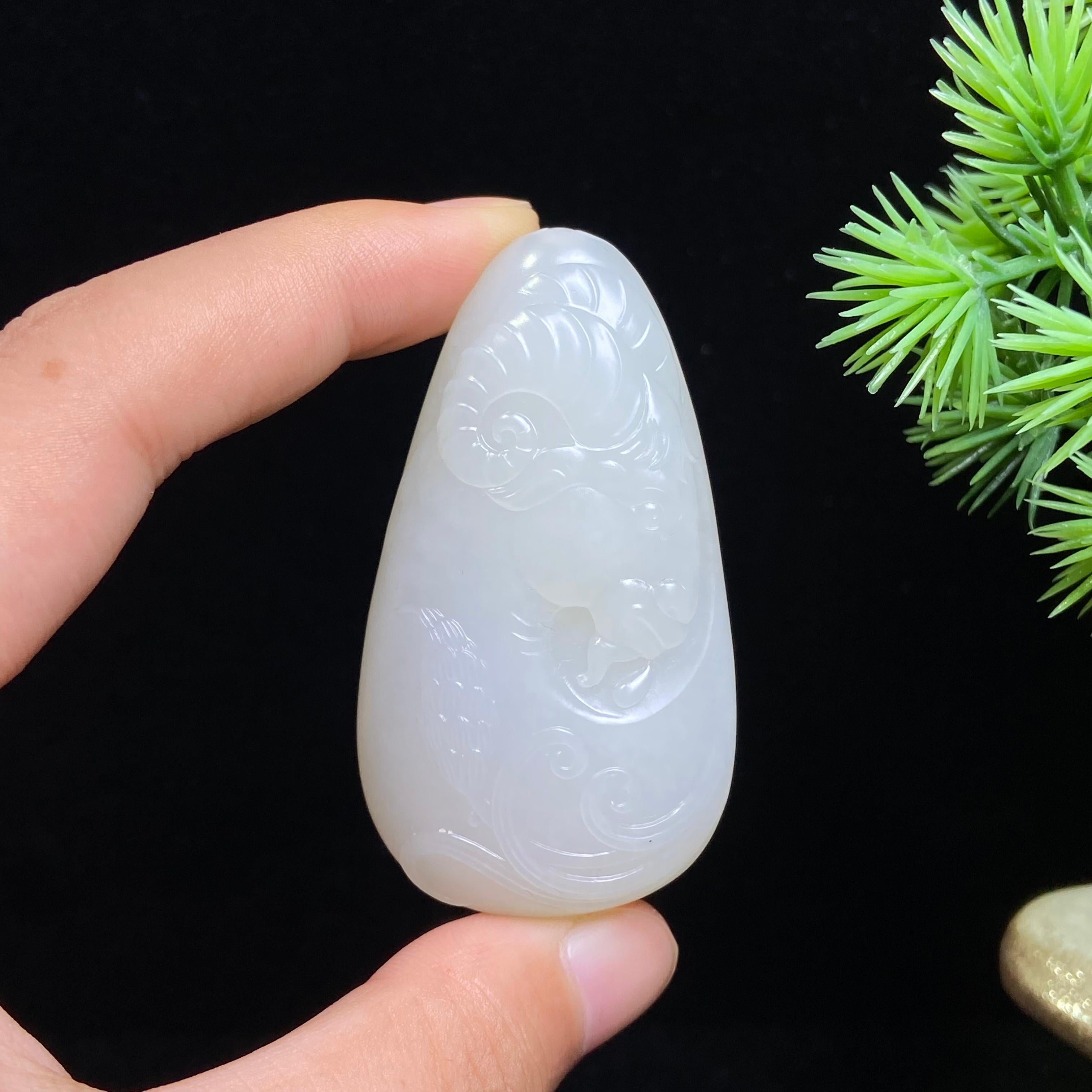 和田玉籽料洋洋如意（43.3g）