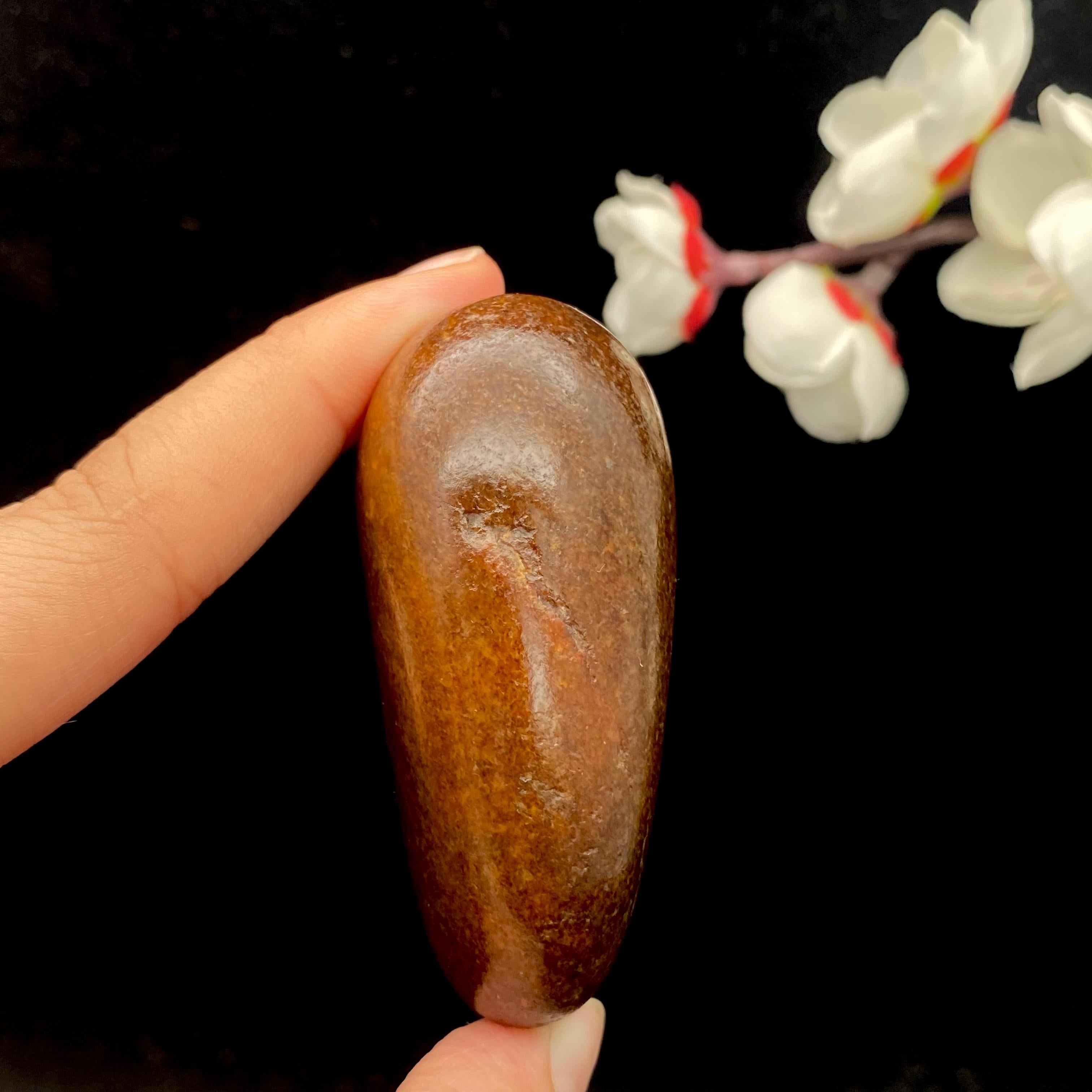 新疆 和田玉 原石 沁色自然 和田玉红沁皮籽料原石（123.3g） – 厚德载玉