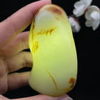 和田玉黄皮籽料手把件（159g）