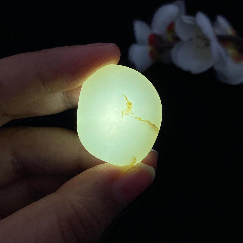 和田玉白玉籽料原石（12.4g）