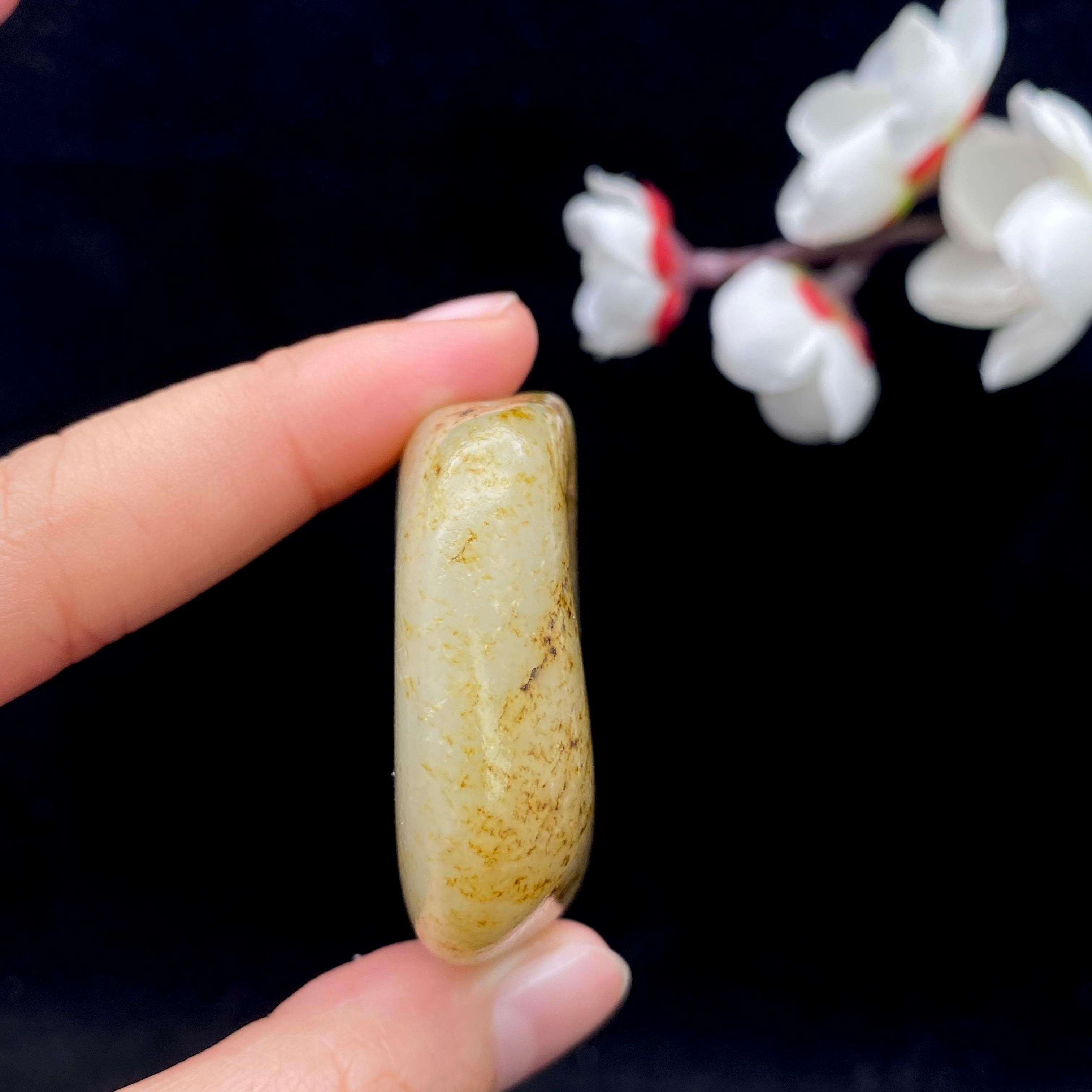【超值推荐】和田玉洒金皮籽料挂件（52.2g）