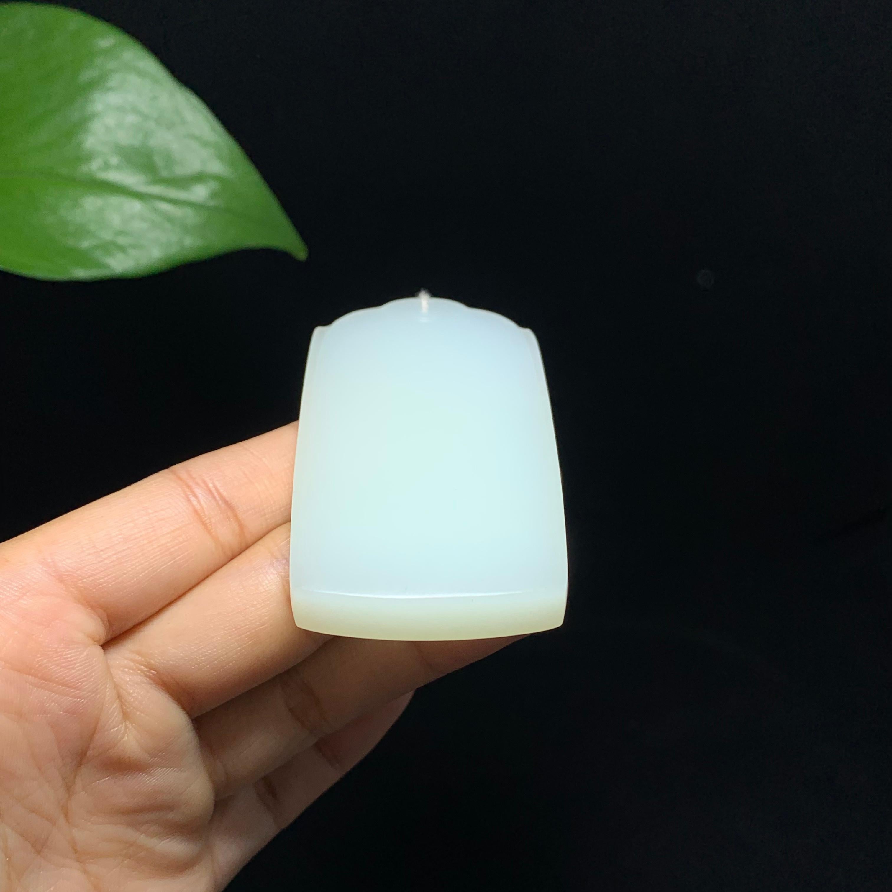 收藏级和田山料羊脂白玉无事牌挂件（54.5g）