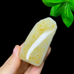 和田玉籽料无事牌（66.9g）