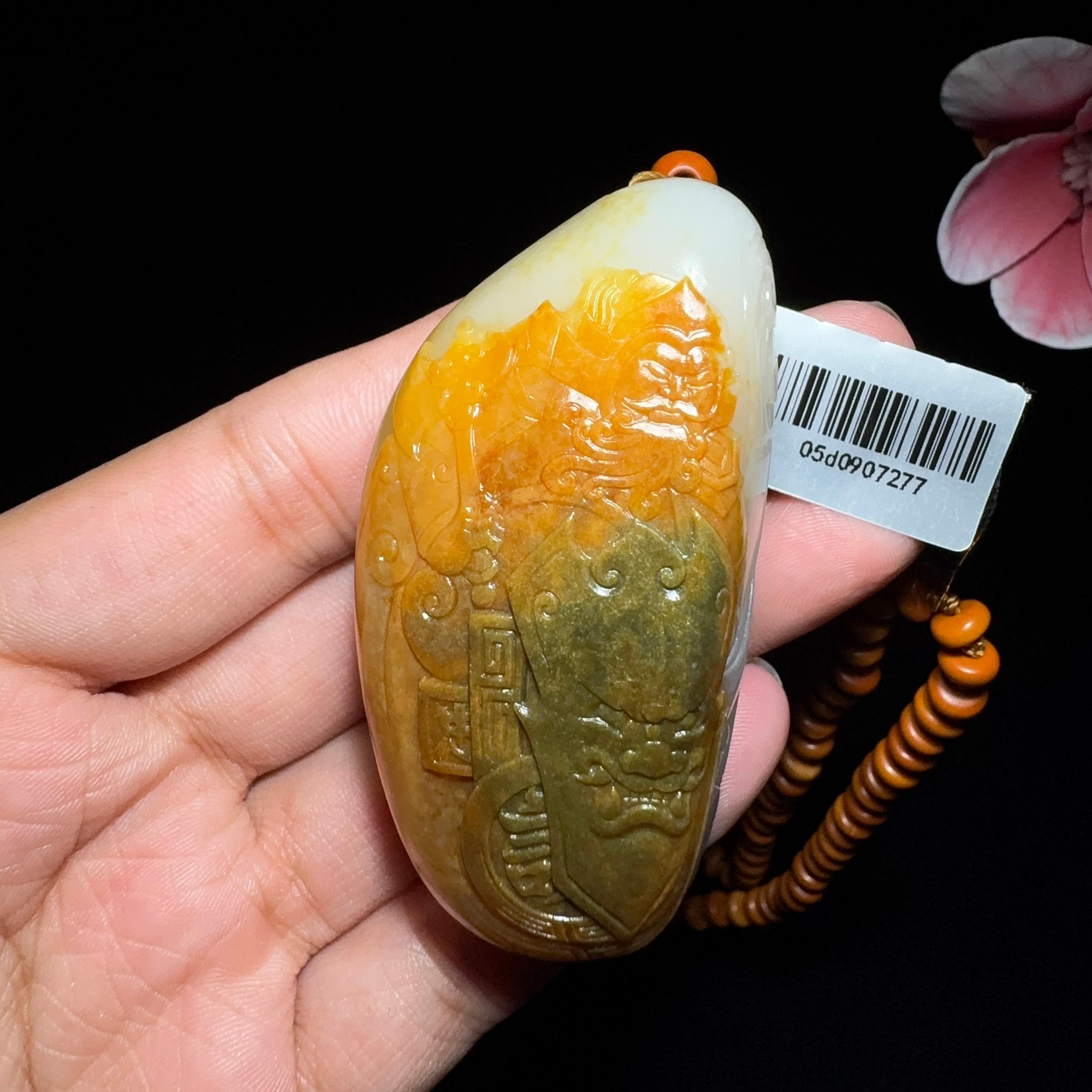 和田玉籽料钟馗纳福（85.7g）