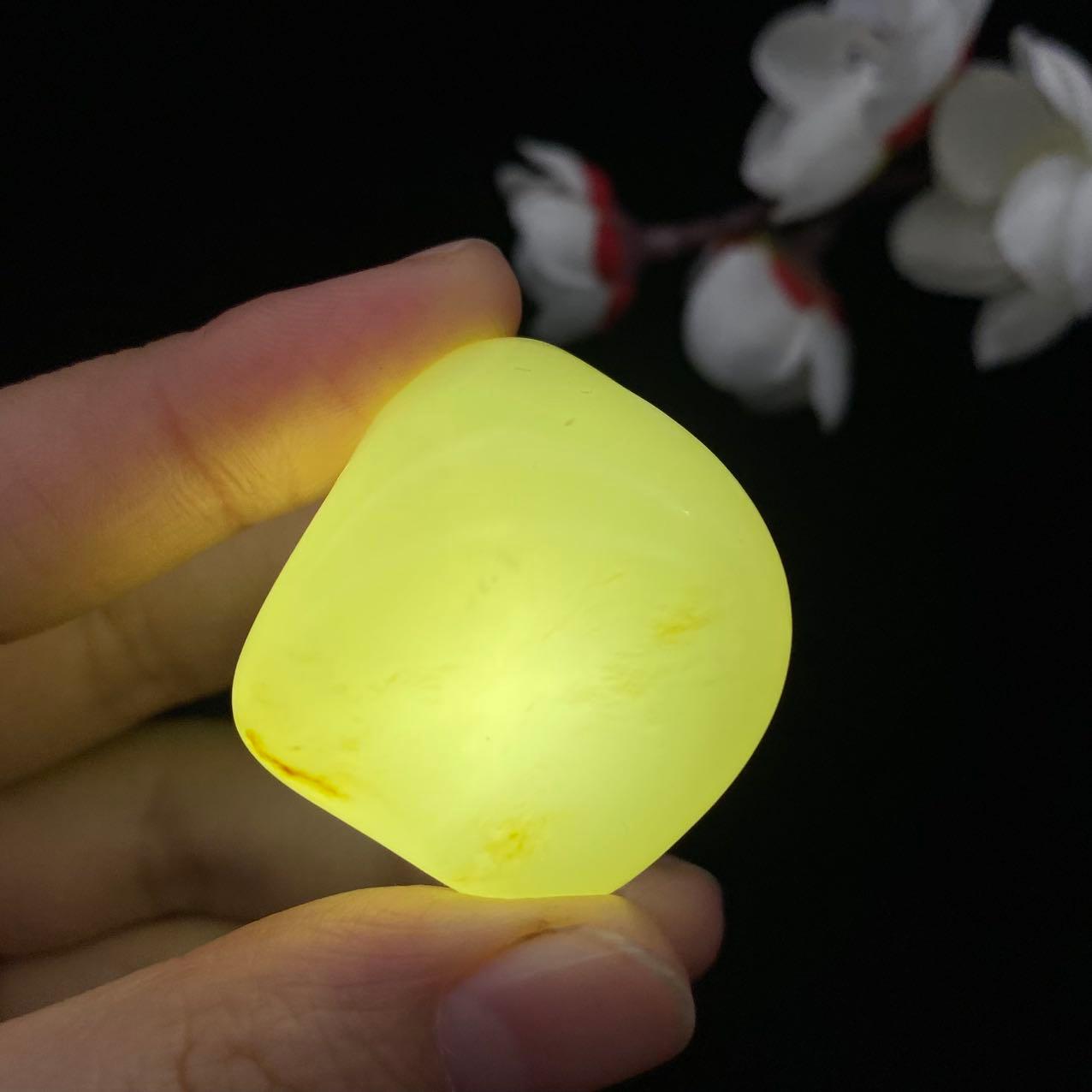 和田玉-青白玉籽料原石（25g）