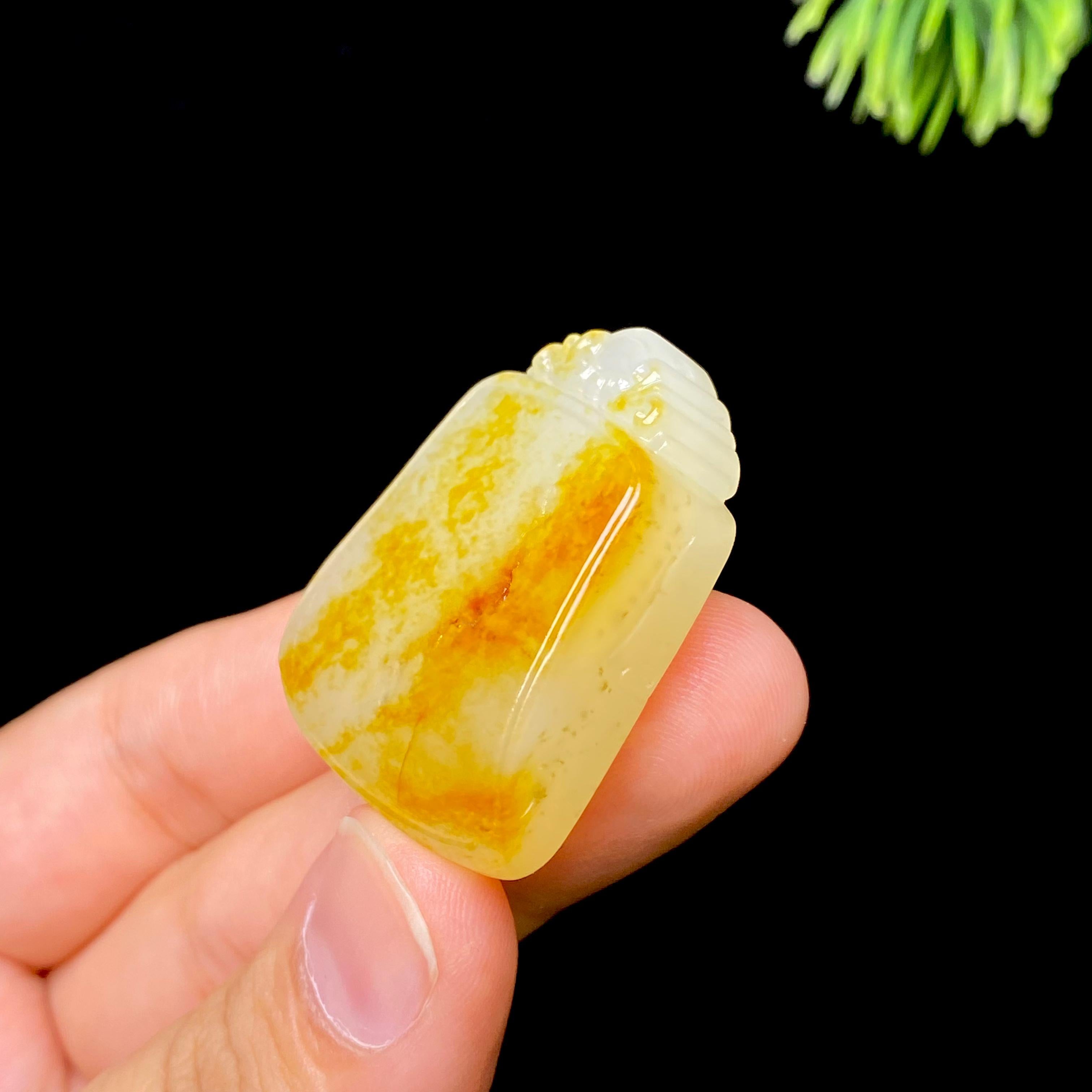 和田玉籽料无事牌（21.5g）