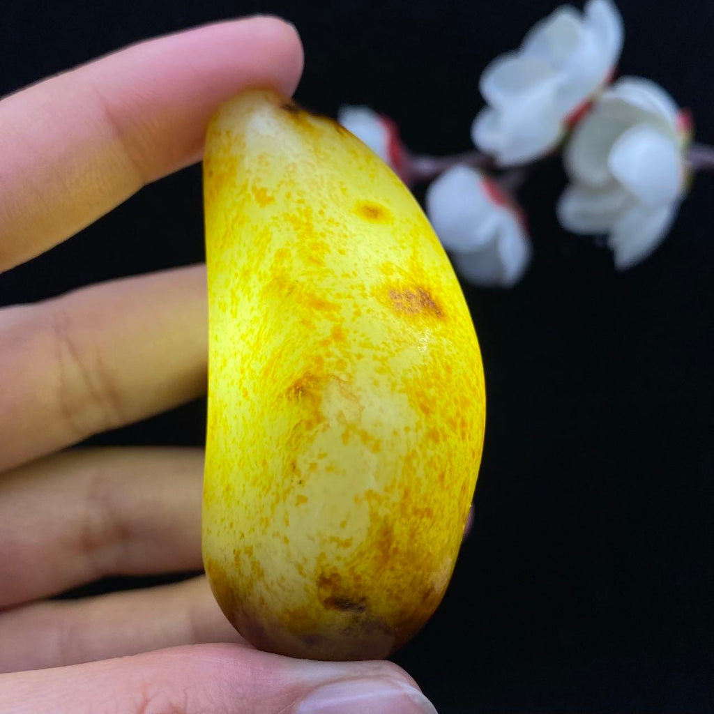 和田玉洒金皮籽料（52.5g）