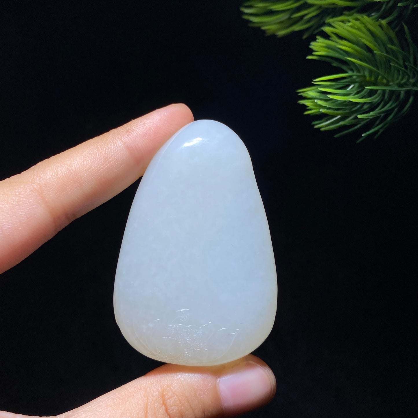 和田玉籽料观音（55.5g）