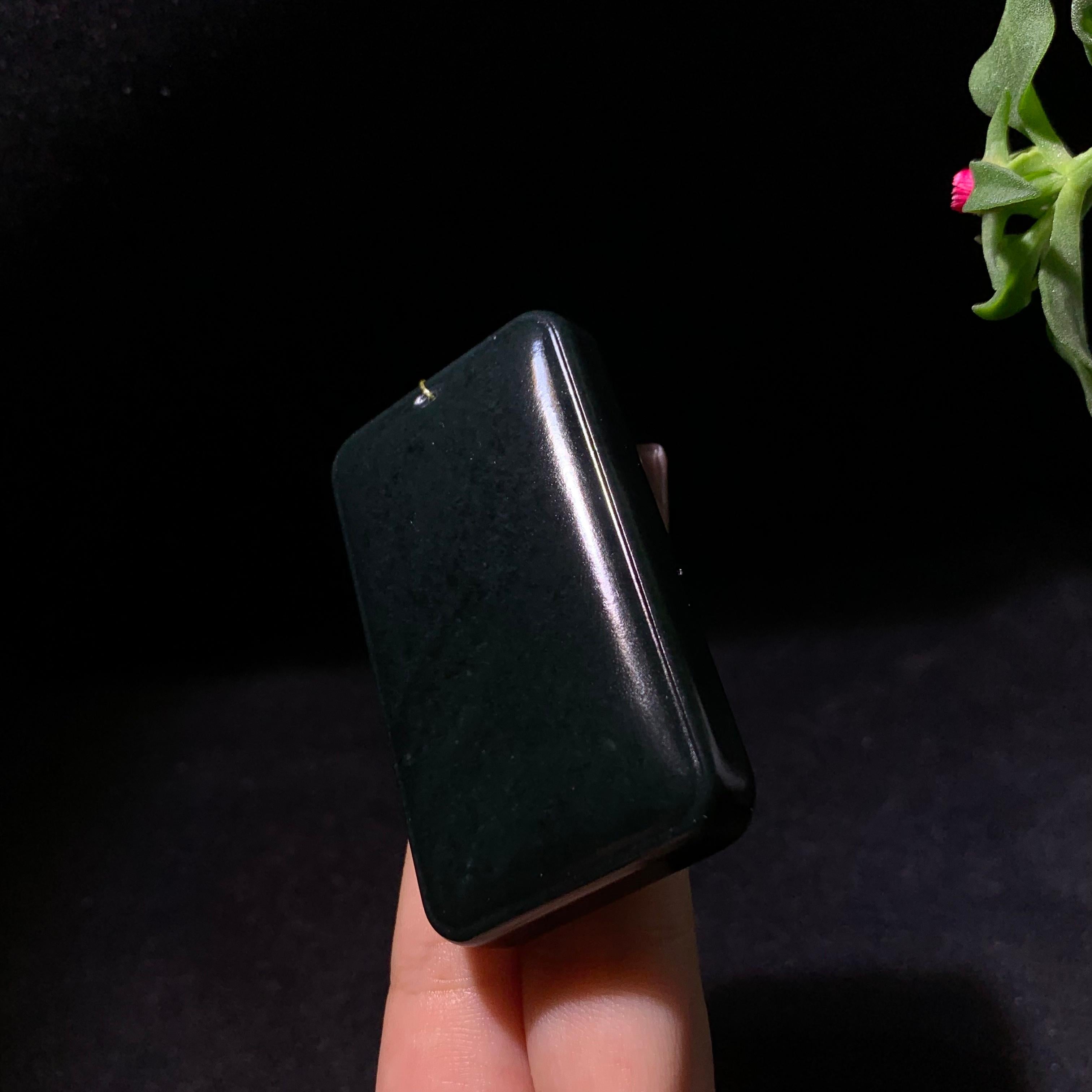 和田山料黑青无事牌（80.0g）