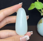新疆和田玉且末糖白羊脂玉站观音（34.3g）