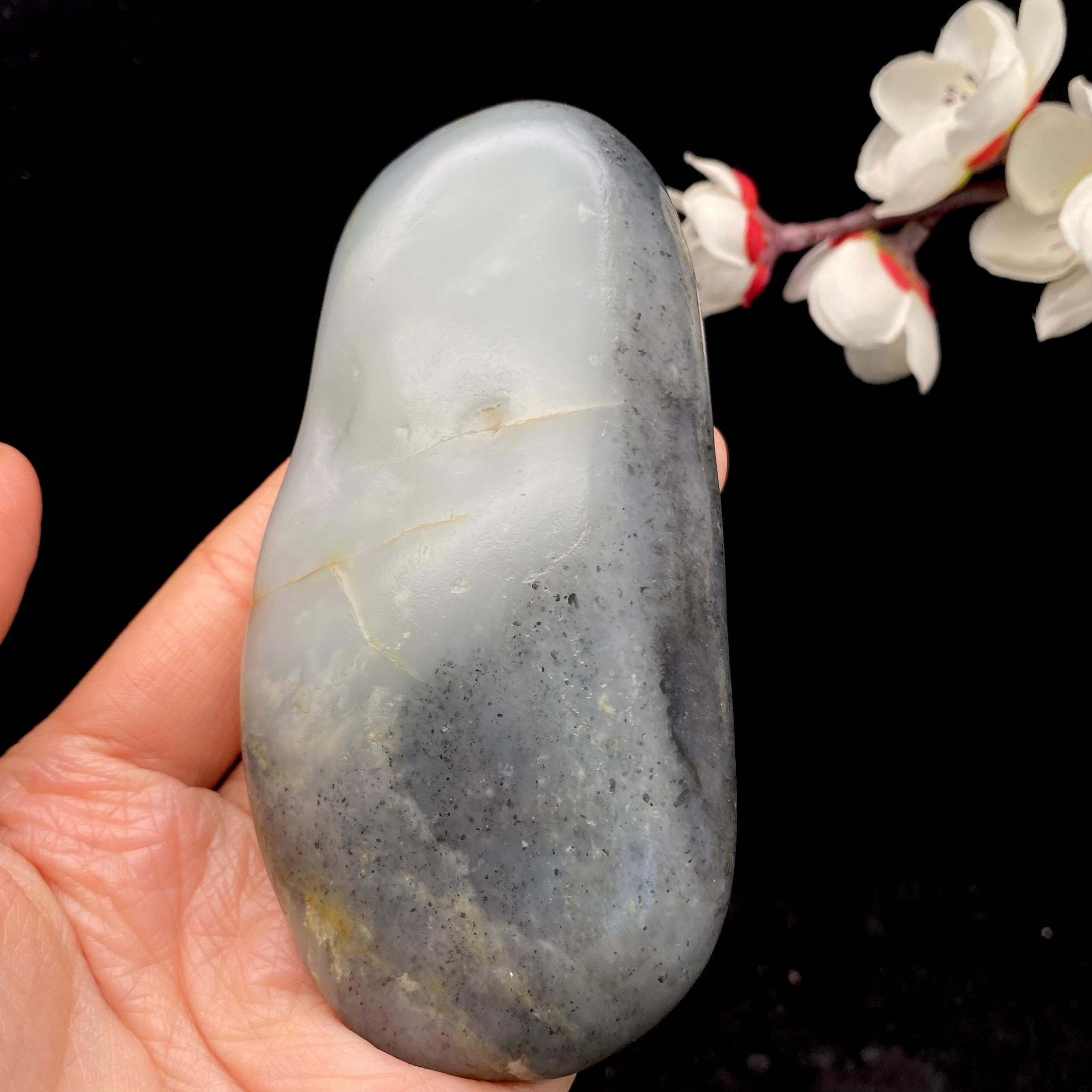 清 新疆和田玉青花子玉龍鳳呈祥ストラップ【サイズ】横幅8.7*4.8*2.9cm 重さ140g【a】 和田玉籽料龙凤呈祥（30.1g） \u2013 厚德载玉