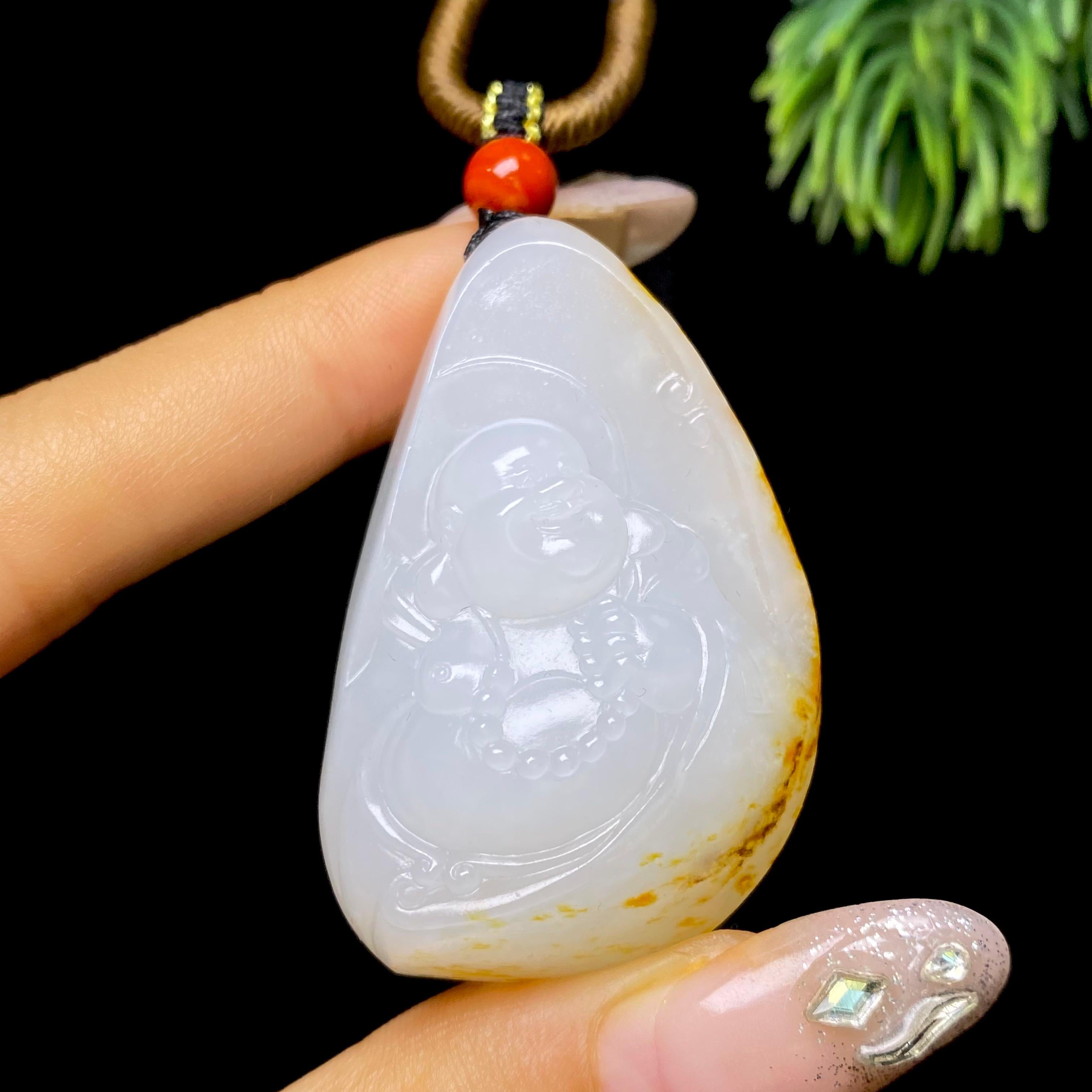 和田玉籽料佛公（34.1g）