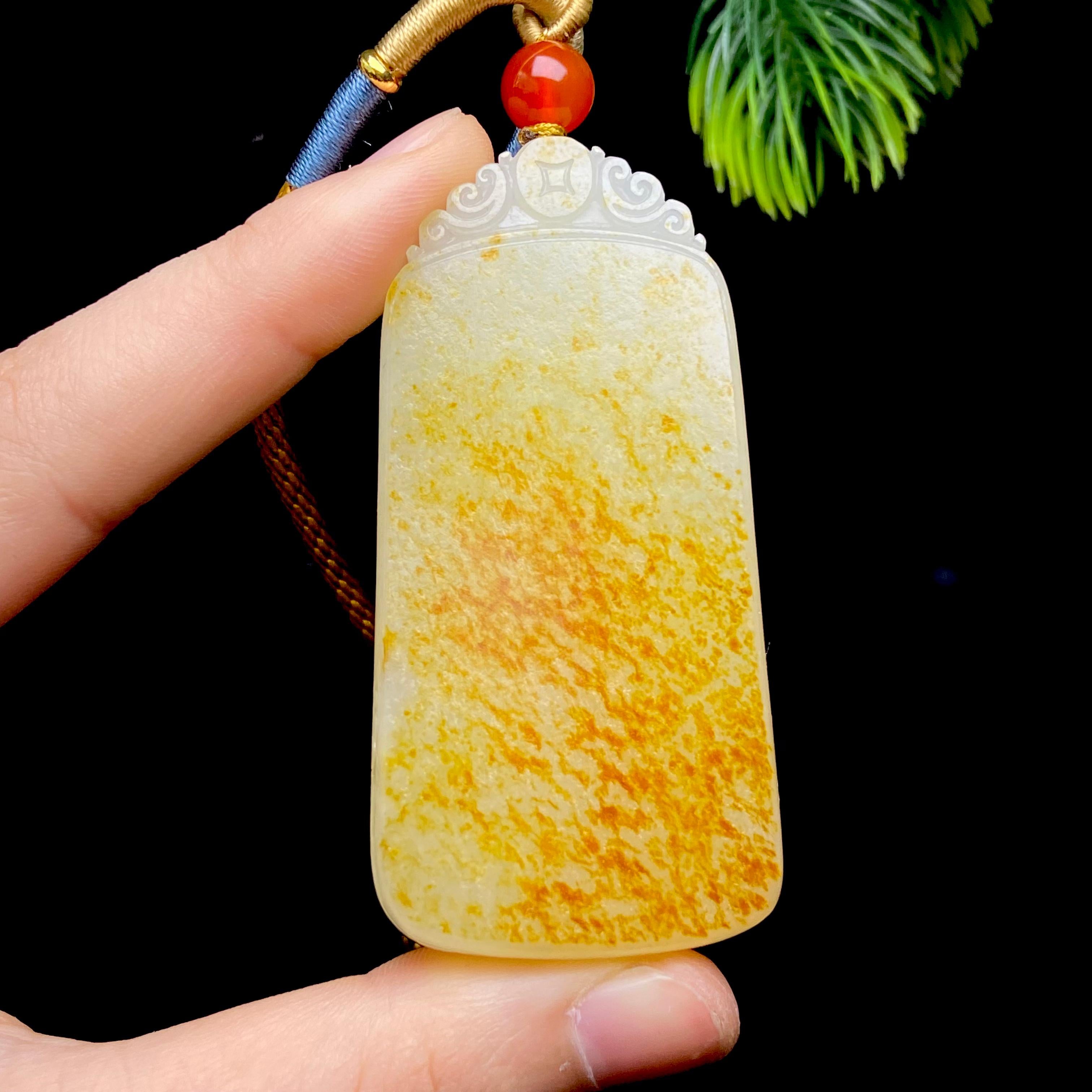 和田玉籽料无事牌（62.7g）