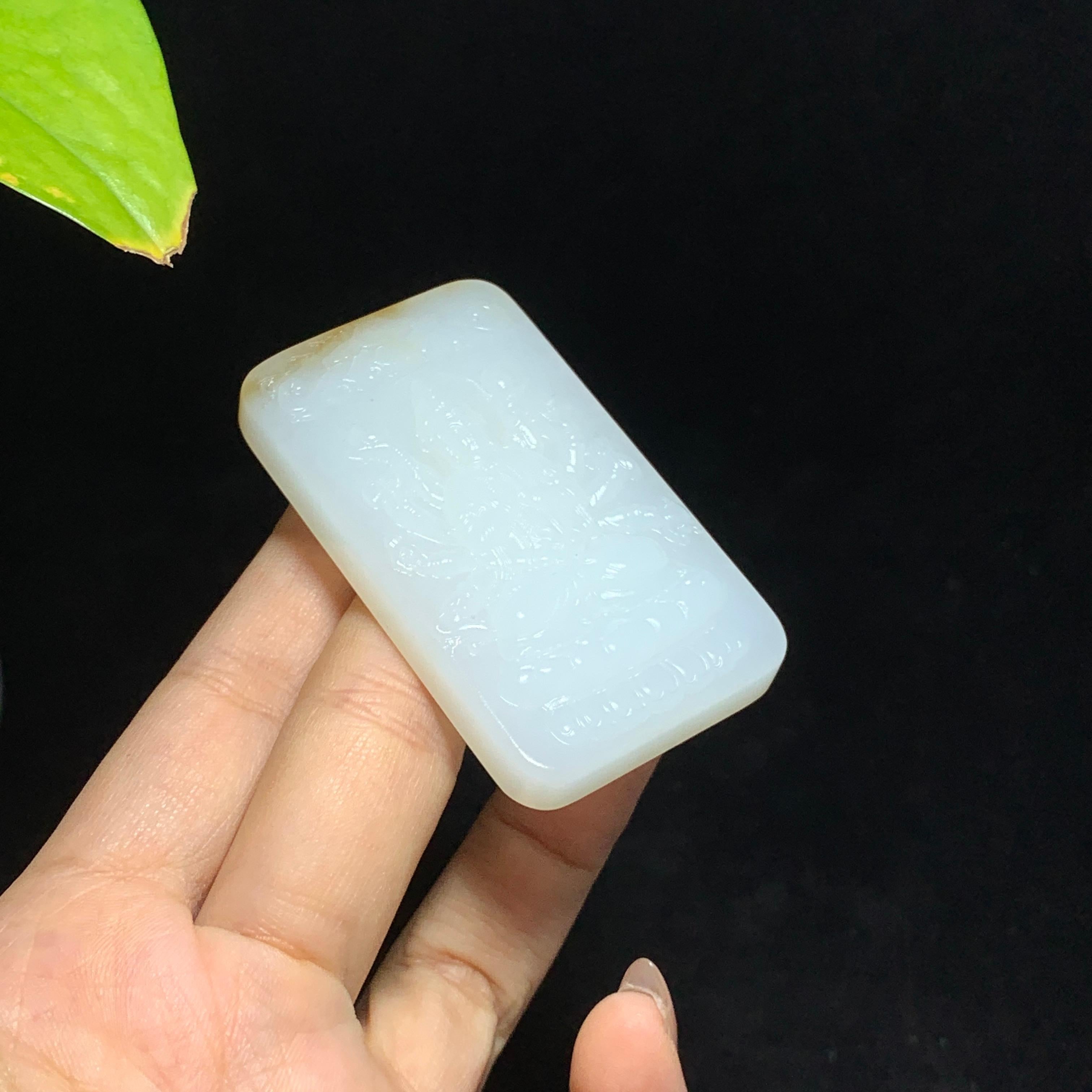 和田糖白玉千手观音挂件（53.7g）