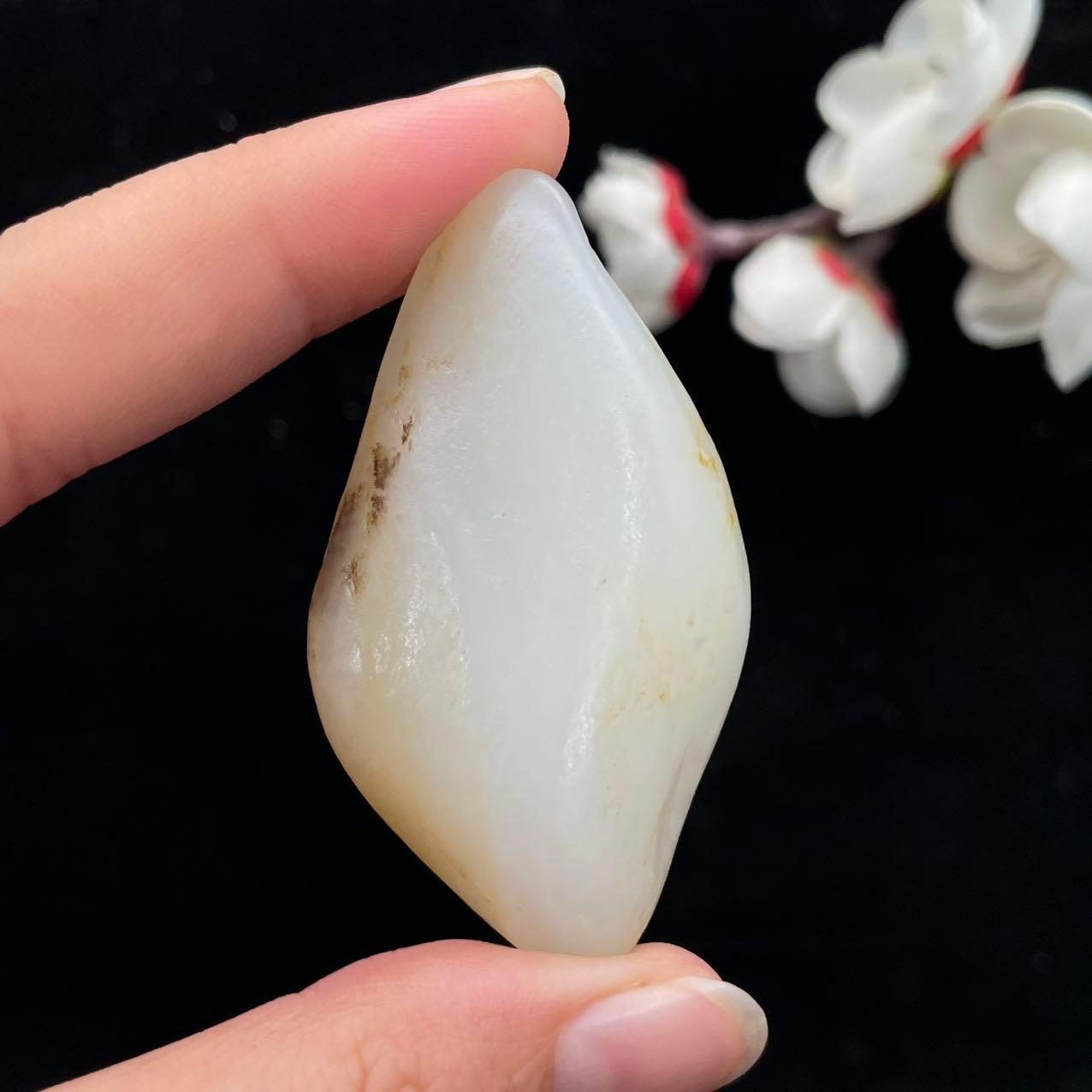 和田玉黄皮籽料（25.3g）