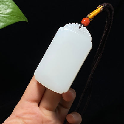 收藏级和田山料羊脂白玉平安无事牌（77.0g）