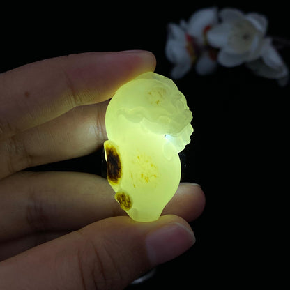 和田玉籽料【回头貔貅】（22.2g）