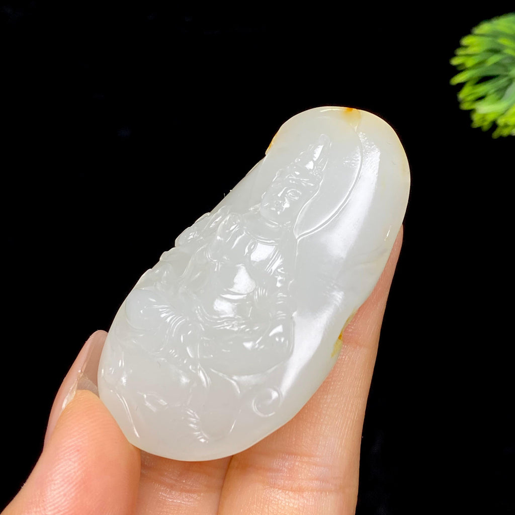 和田玉籽料观音（45.7g）