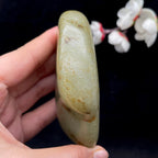 和田玉满洒金皮籽料手把件（232.5g）