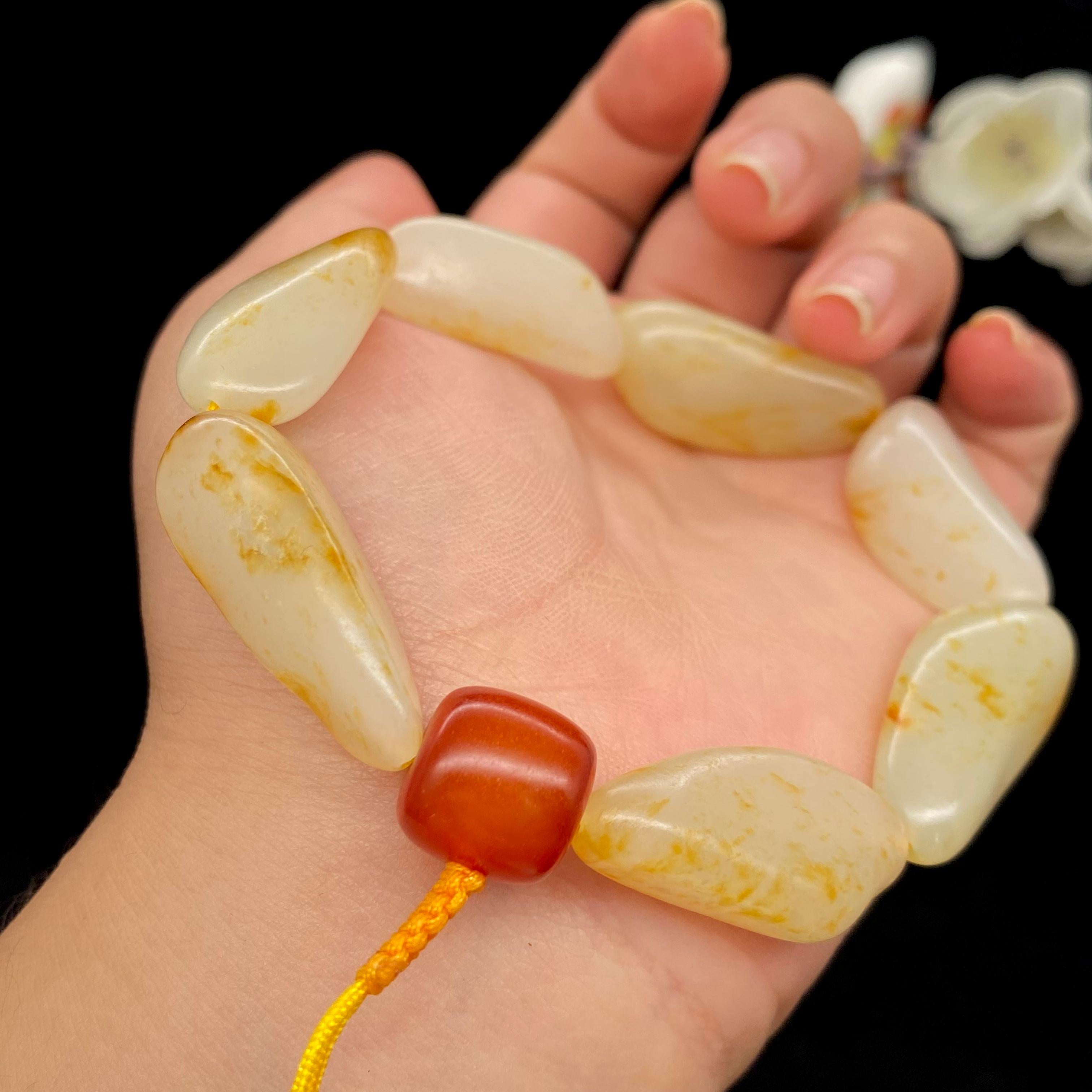 和田玉洒金皮籽料【精品手串】（50.2g）