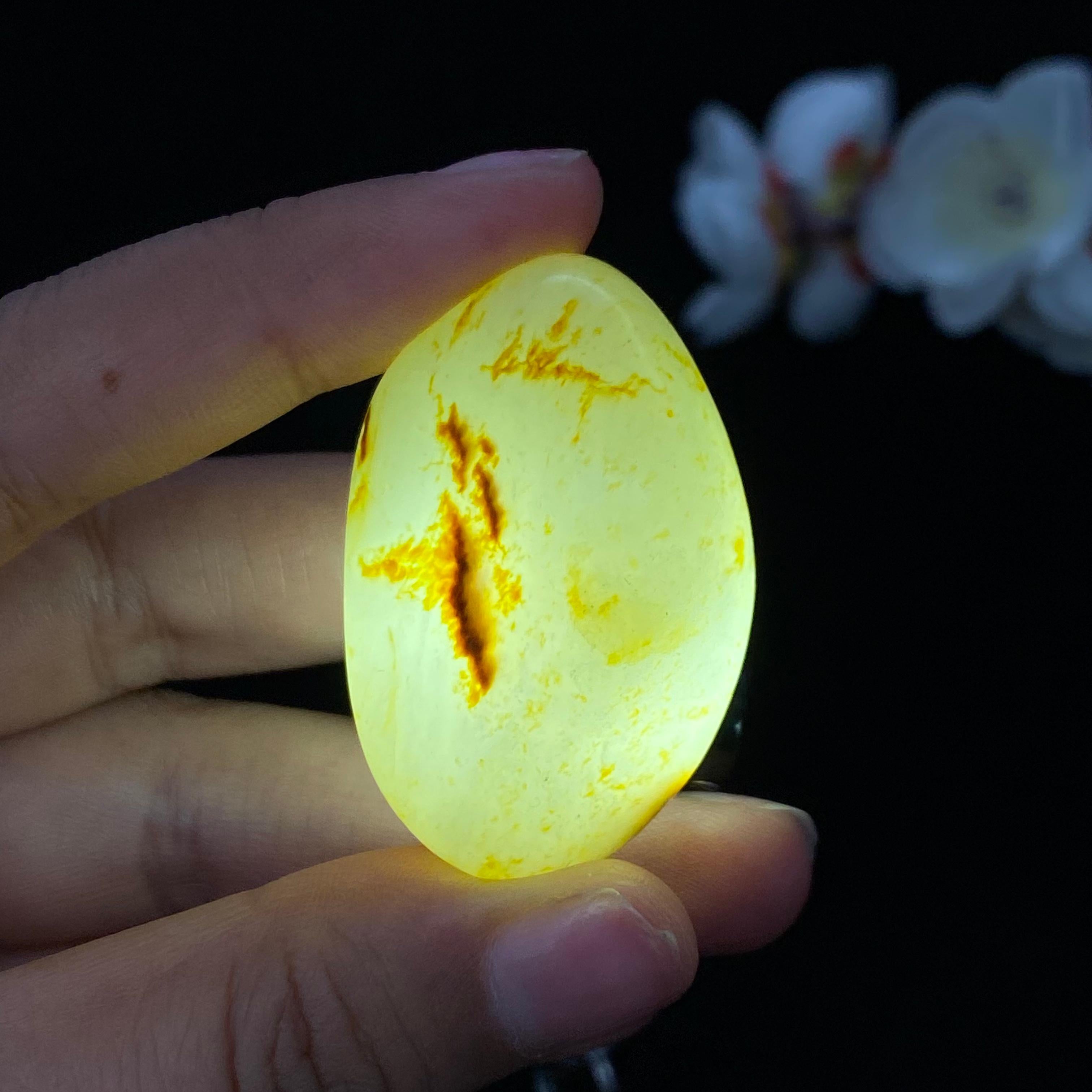 和田玉洒金皮青花底籽料挂件（38.3g）