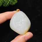 和田玉籽料观音（49.6g）