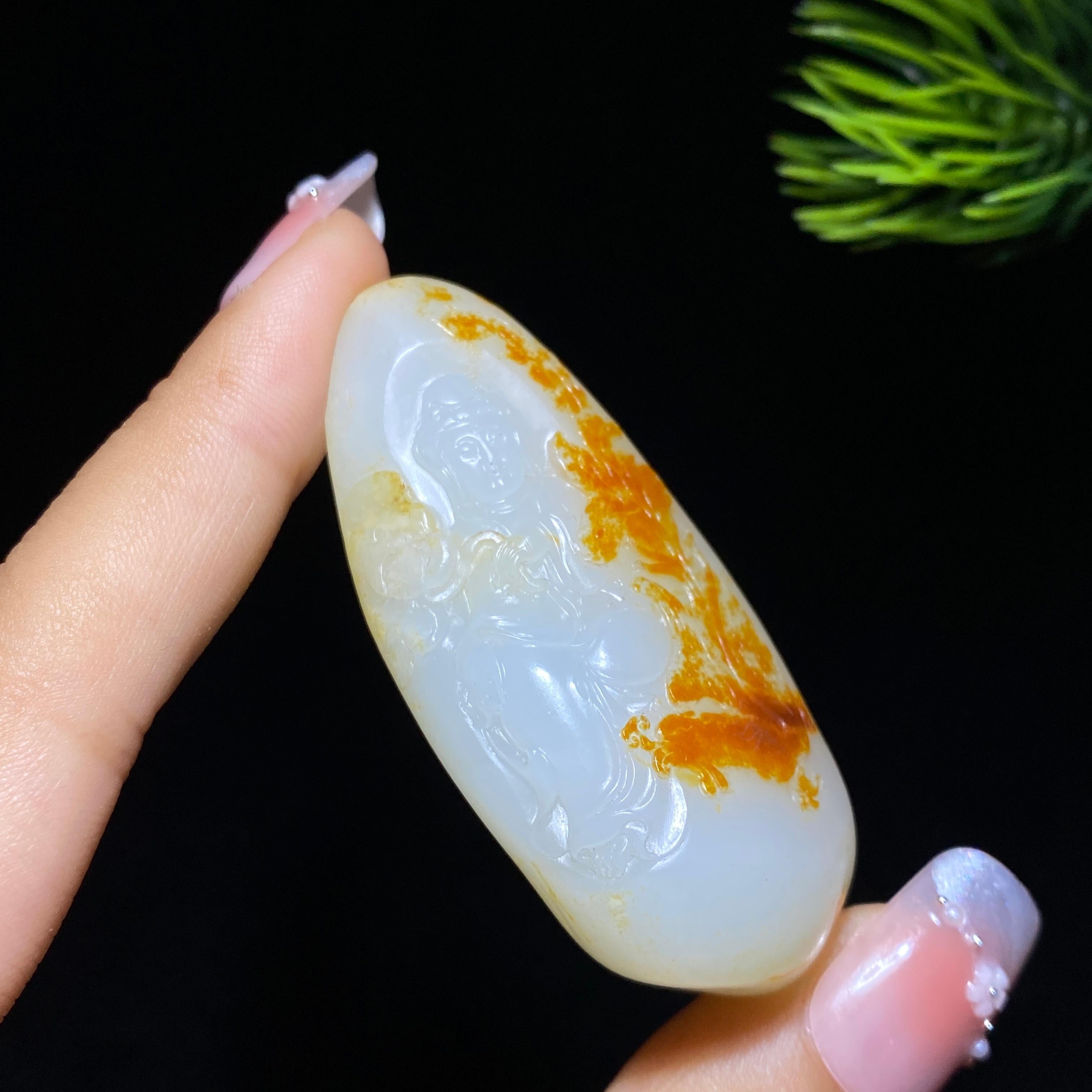 和田玉籽料观音（42.0g）