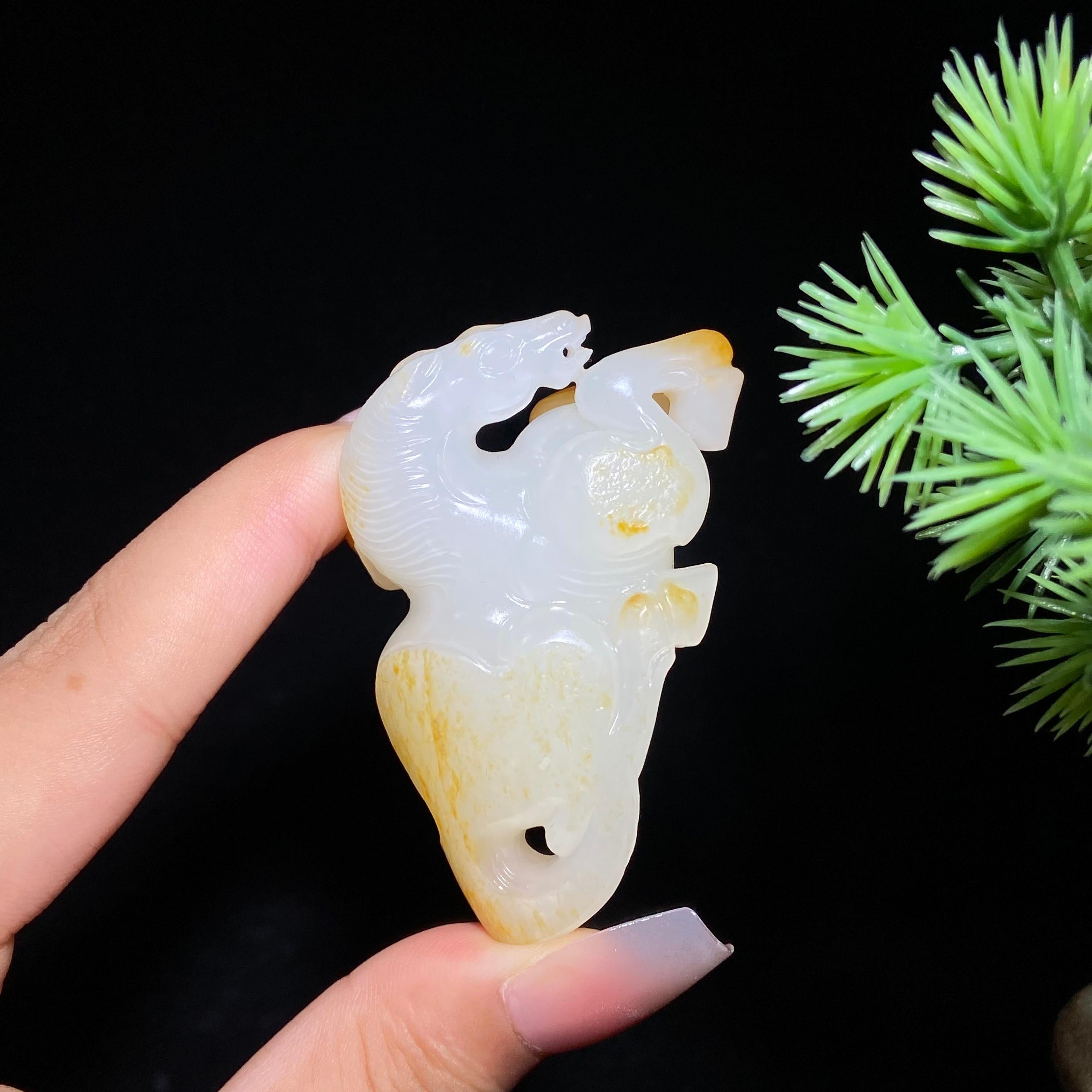和田玉籽料马上封侯（49.9g）