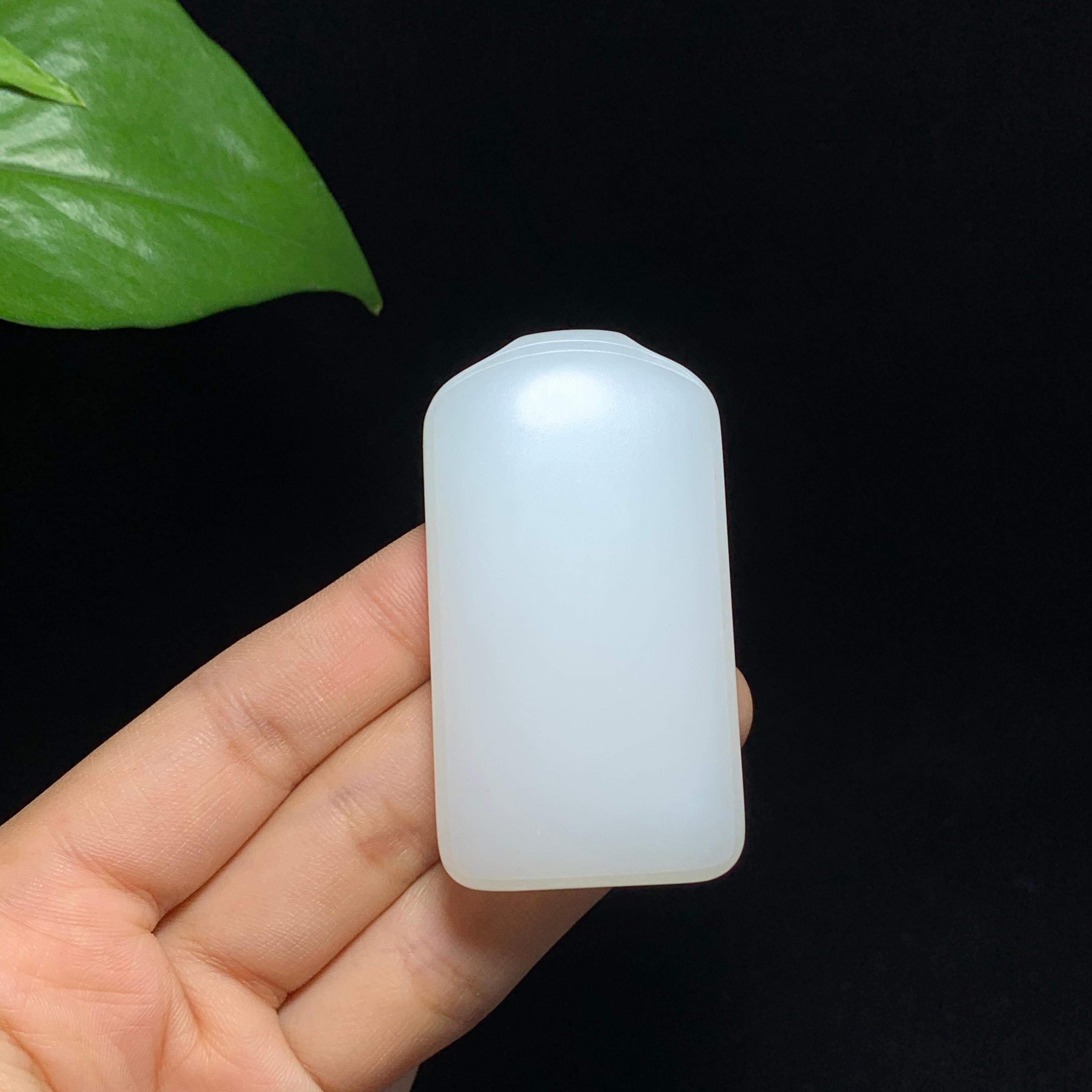 传承收藏级和田白玉籽料无事牌（49.5g）