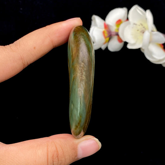 和田玉黄皮沙枣青籽料原石（88g）