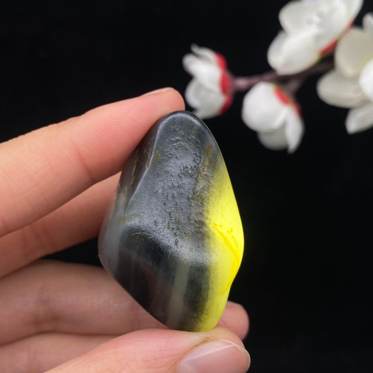和田玉青花籽料原石（22.3g）