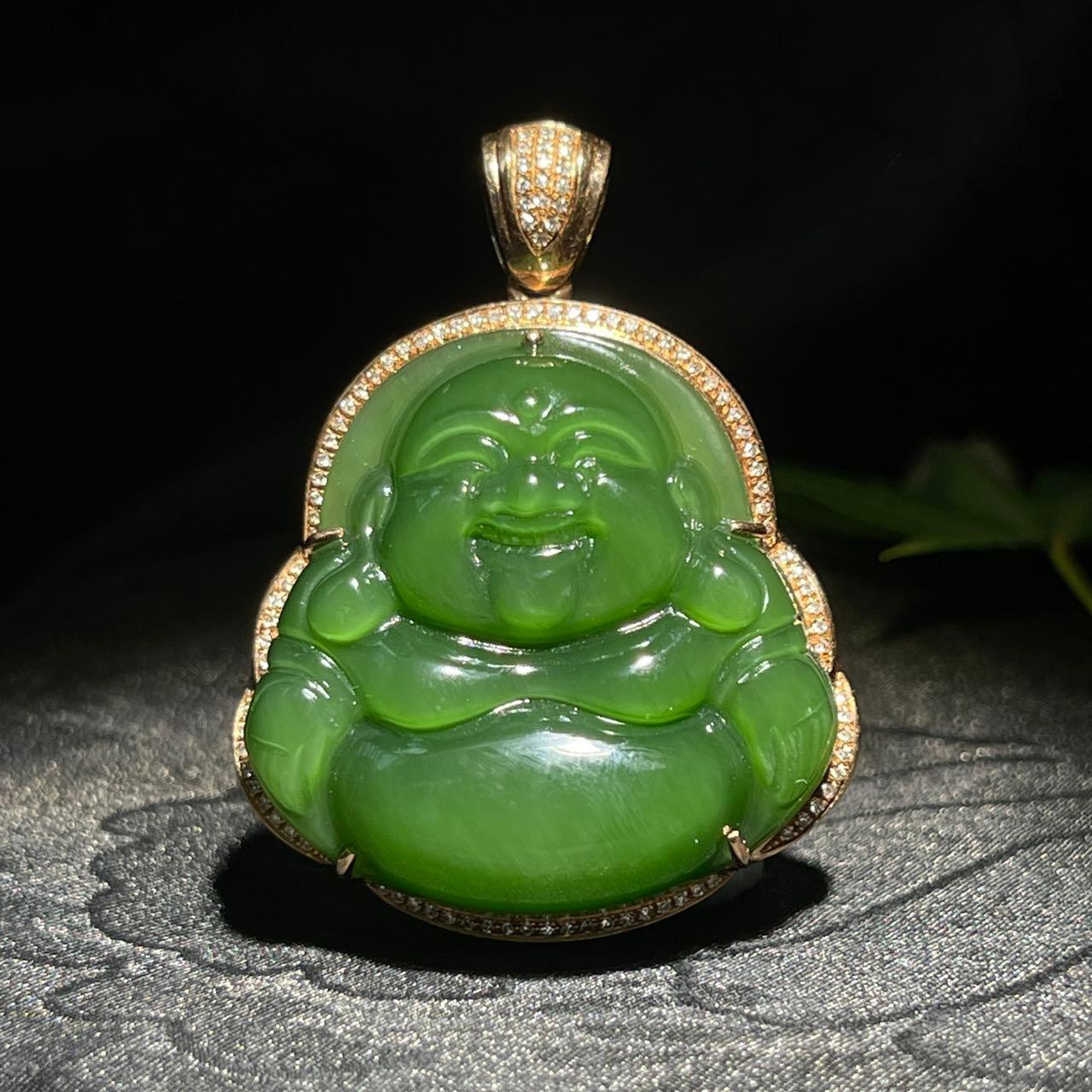 和田玉碧玉阳绿金镶佛公（15.6g）