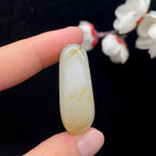和田玉洒金皮籽料挂件（27.8g）