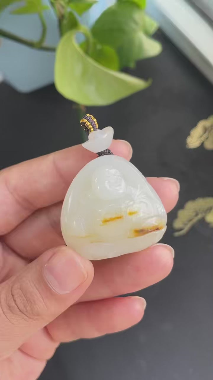 和田玉籽料佛公（33.7g）