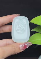 和田羊脂玉生肖龙牌