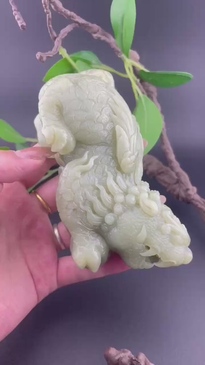 和田玉黄口貔貅手把件