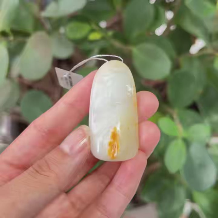 和田玉籽料佛公（19.7g）