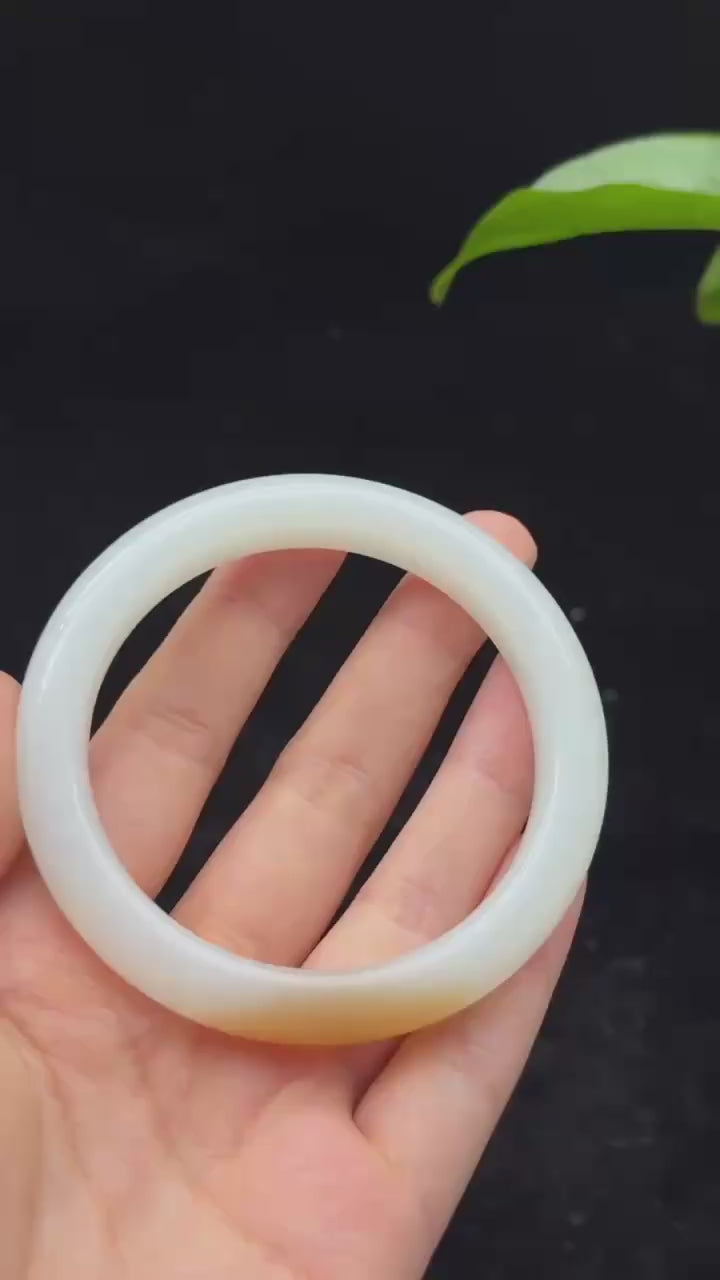 和田玉糖白手镯