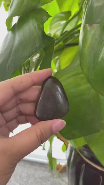 和田玉-聚黄皮青白肉籽料挂件